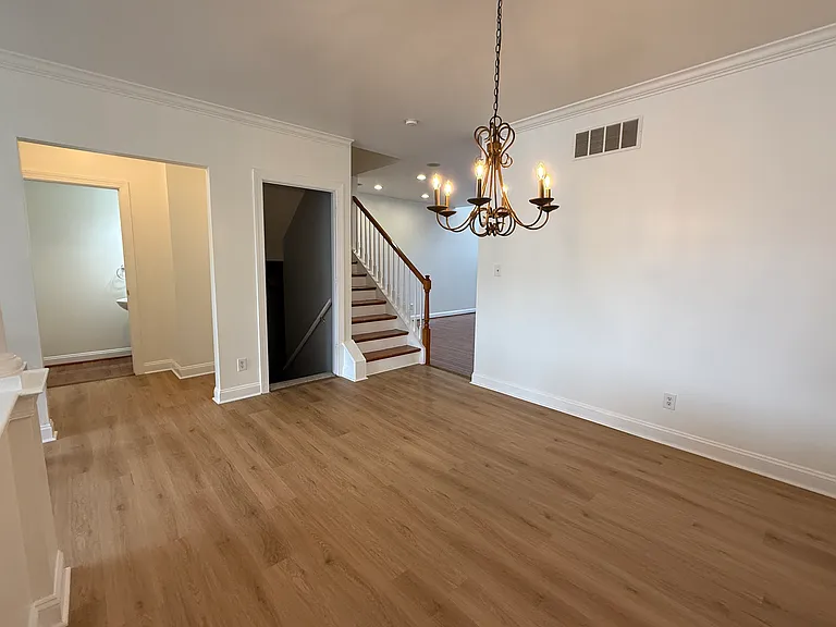 2745 Whittleby Ct — Photo 9