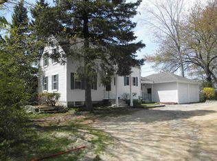 185C Cottage St, Portsmouth, NH 03801