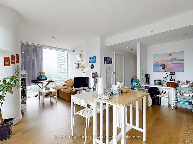 15 Grenville St #3503 — Photo 6