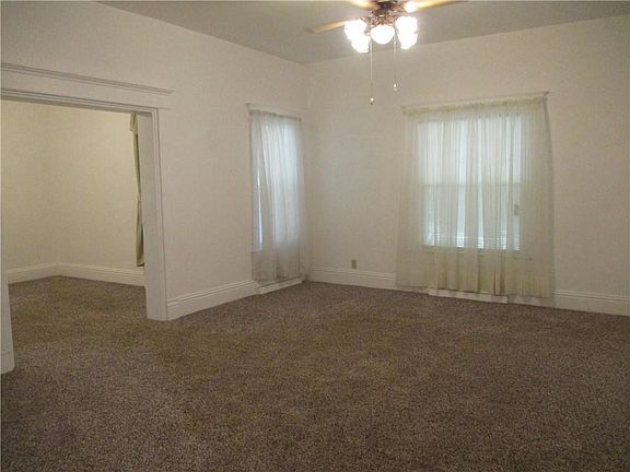 3rd image of 304 N Long St