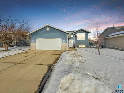 7420 W Luke Dr, Sioux Falls, SD, 57106