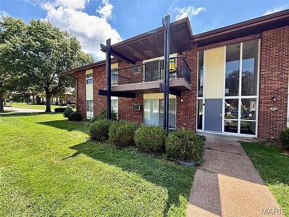2nd image of 7601 Hazelcrest Dr APT E