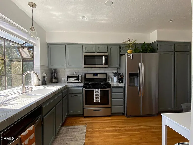 754 Fremont Villas — Photo 7