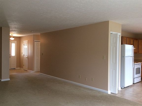 3rd image of 11504 Seabiscuit Dr
