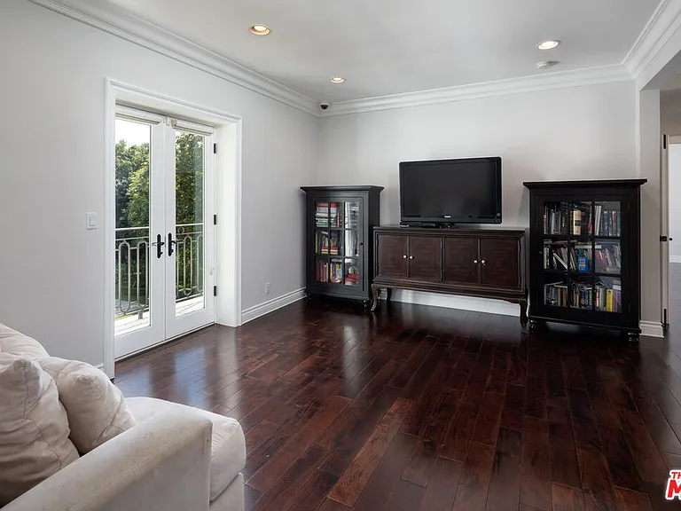 10914 Bellagio Rd — Photo 15