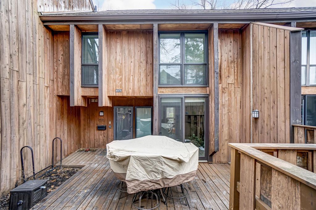 Real estate listing image