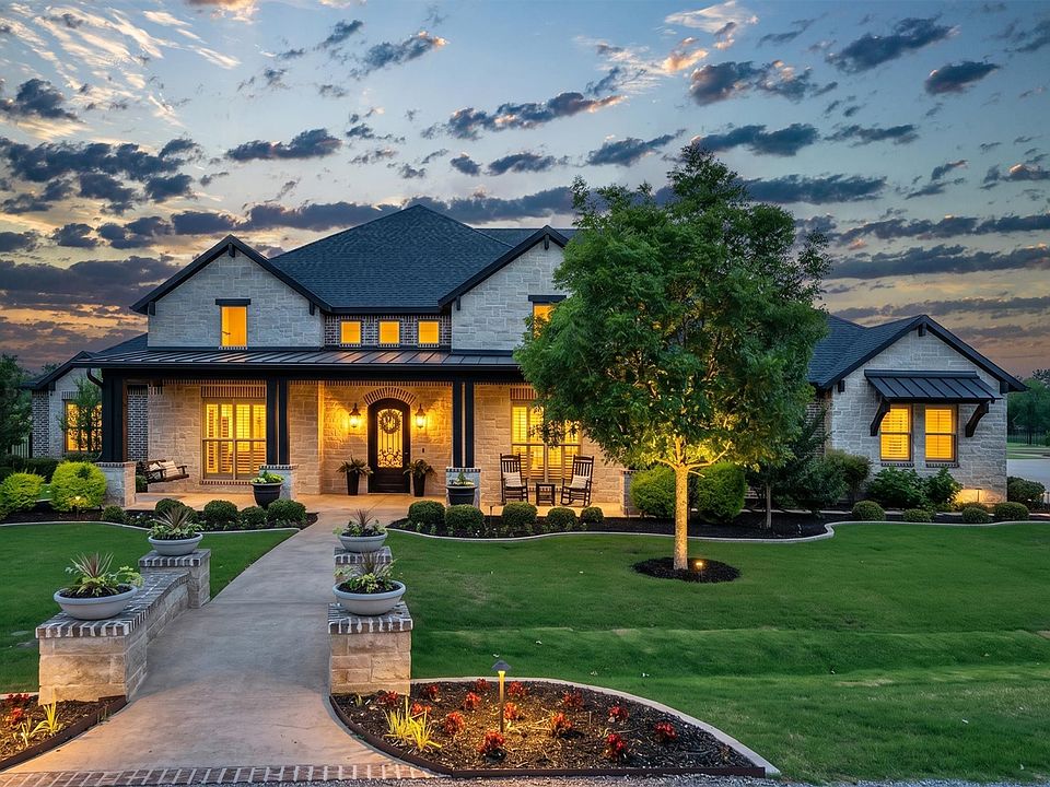 1st image of 200 Kylie Ln