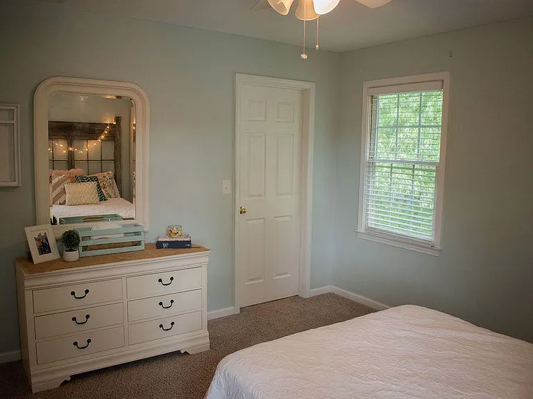 1028 Queensbury Run — Photo 12