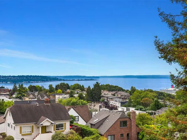 2130 10th Avenue W #30, Seattle, WA 98119