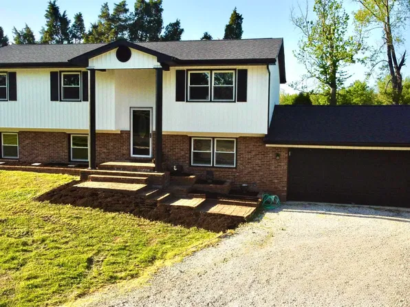 6888 Oak Grove Rd, Newburgh, IN 47630