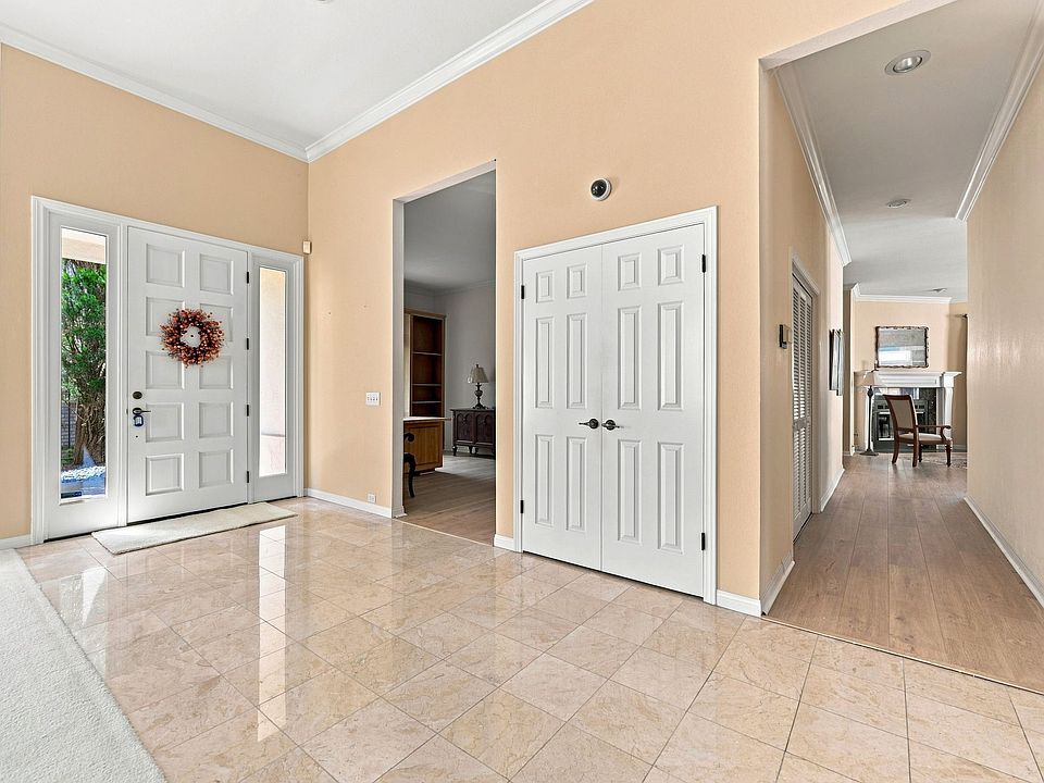 1st image of 12331 Fairway Pointe Row