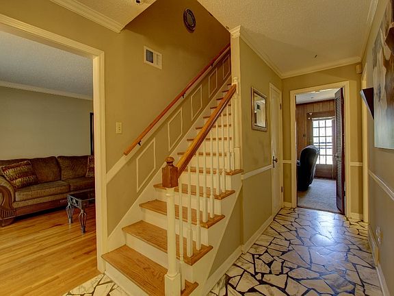 2nd image of 3054 Inverness Parkway Dr