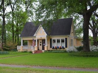 618 College St, Sulphur Springs, TX 75482