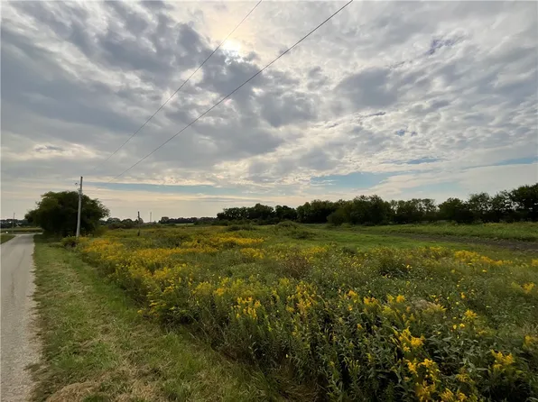 Walnut Corner Rd, Bismarck, IL 61814