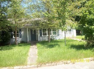 319 E School St, Atmore, AL 36502
