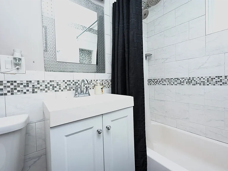 65 Clifford St #2 — Photo 9