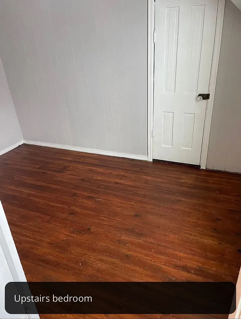 4 bed/ 2 bath — Photo 4