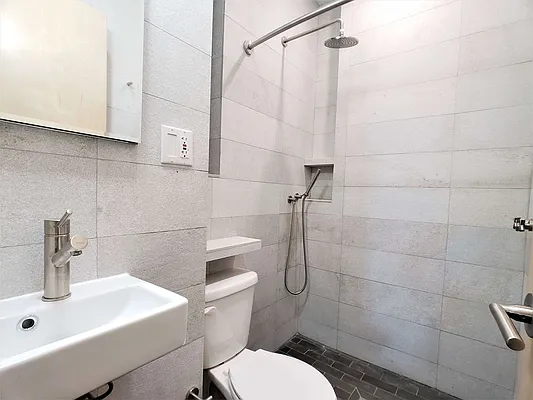 Rented by Citified Realty Group LLC | media 27