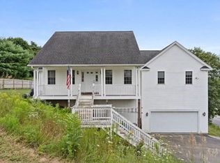 106 Pleasant St, Spencer, MA 01562