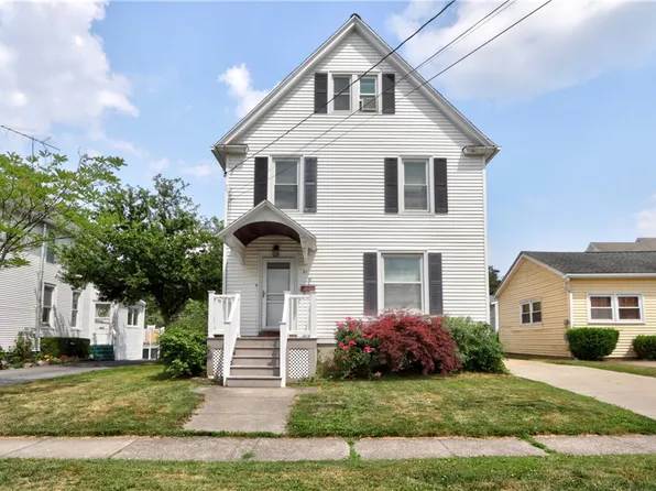 81 Oak St, Geneva, NY 14456