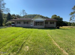 1634 Main St, Sneedville, TN 37869