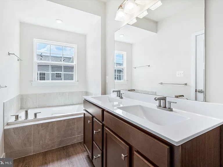 1795 Atlas Dr — Photo 18