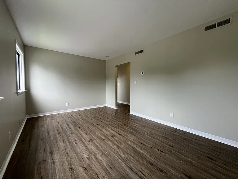 533 Saint Marys Dr — Photo 5