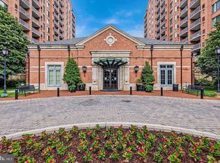 11710 Old Georgetown Rd APT 1206, North Bethesda, MD 20852