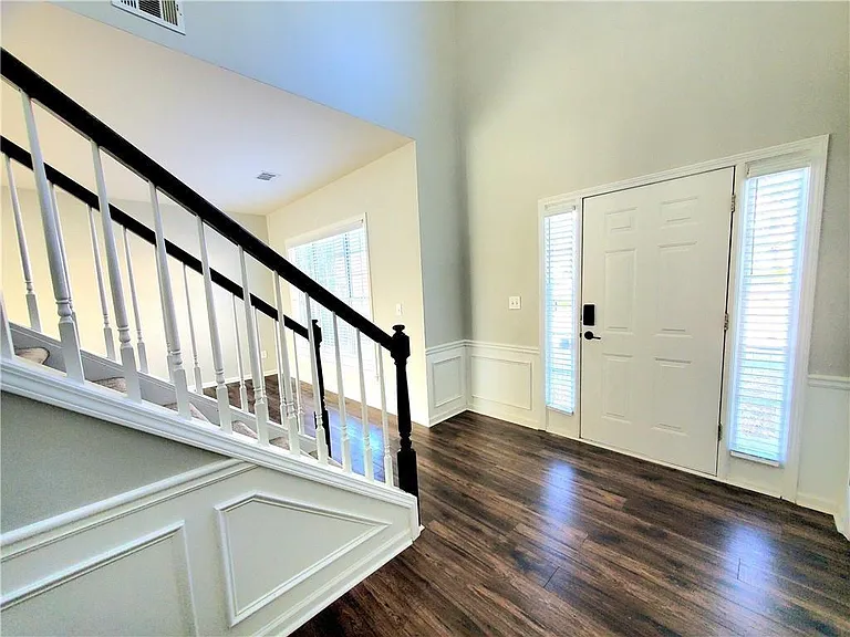 5260 W Price Rd — Photo 4