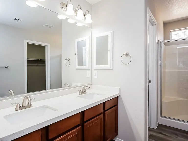 8860 Ashley Park Ave — Photo 9