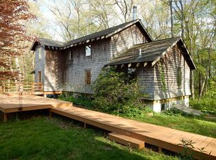 7201 Wheeler Dr, Whitmore Lake, MI 48189