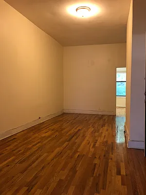 Rented by EXR | media 16