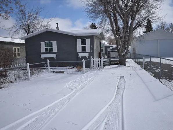 103 S Washington St, Conrad, MT 59425