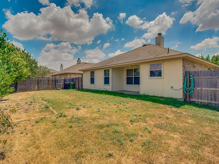 311 Gainer Dr — Photo 33
