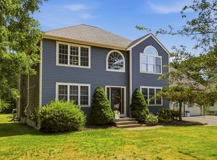 36 S Brown St, North Dartmouth, MA 02747