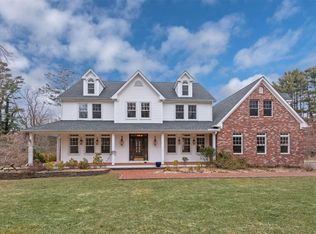45C Old Field Rd, Setauket, NY 11733