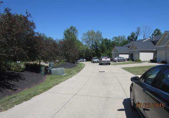 3rd image of 604 Birch Hill Dr