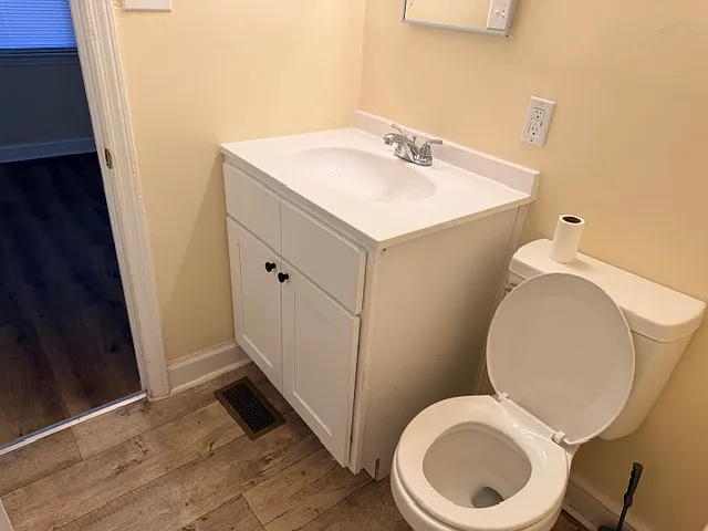 4401 Mountain Dr — Photo 6