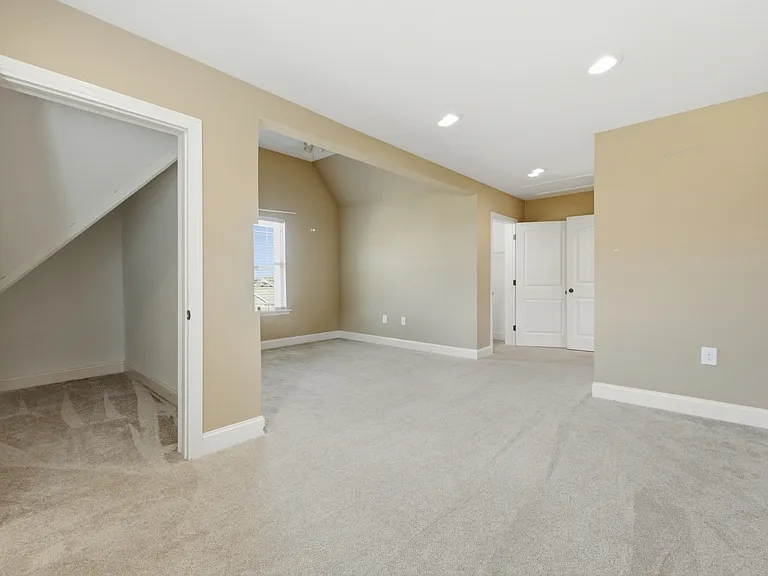 723 Windrush Loop — Photo 20