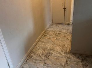 2034 Weston Rd W #1B, Toronto, ON M9N1X4