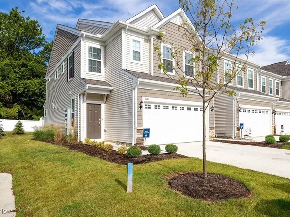1628 Merlot Ln, Westlake, OH 44145