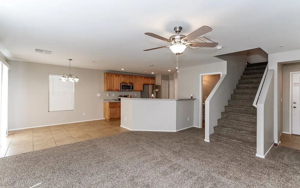 3 bed, 2.5 bath, 1493 sqft, $2,850 — Photo 3