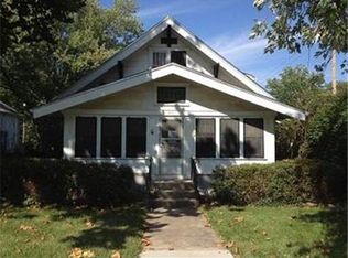 702 W 4th St, Cameron, MO 64429