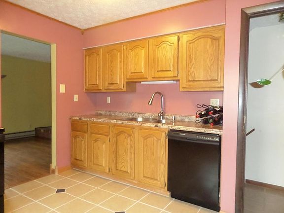 5th image of 1285 Denbigh Dr