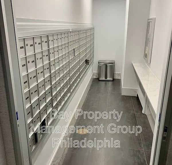 2101 Chestnut St #910 — Photo 8