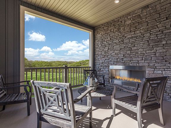 Serenade Front Entry