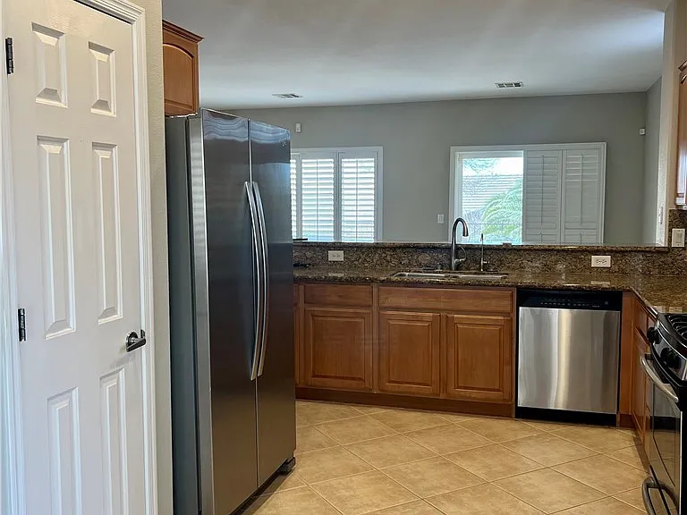 2460 Calvert City Dr — Photo 21