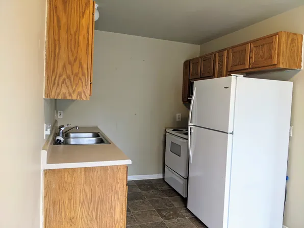 808 Chestnut St #B, Montgomery City, MO 63361