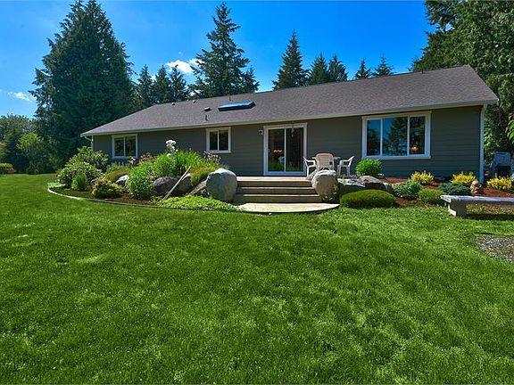 3rd image of 10857 Woodchuck Ln SE