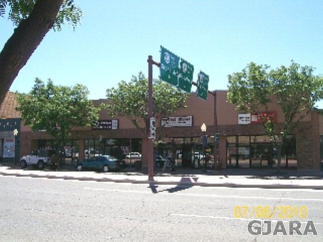 2nd image of 210 E Main St